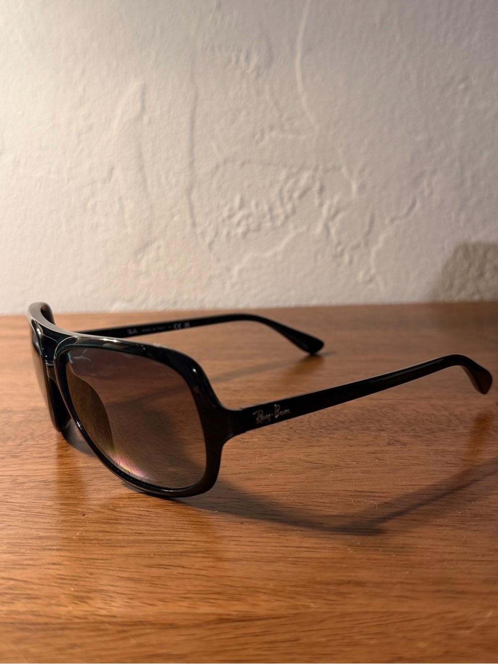 Ray-Ban RB4162 Black Pilot Sunglasses Gradient Lenses 59mm - Picture 5 of 7